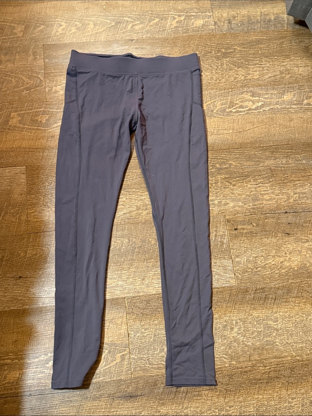 Everyday High-Rise Leggings in Dark Gray